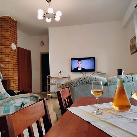 Apartments Nova Kaštela Стая снимка