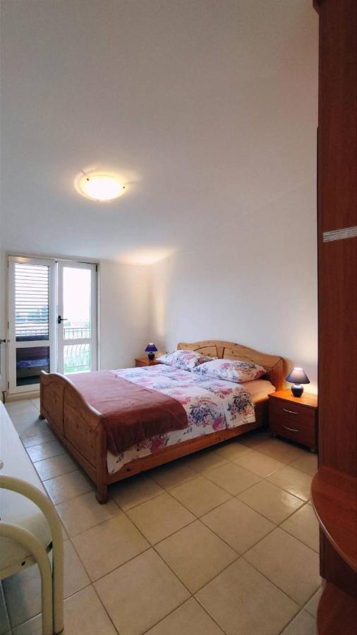 Apartments Nova Kaštela Екстериор снимка
